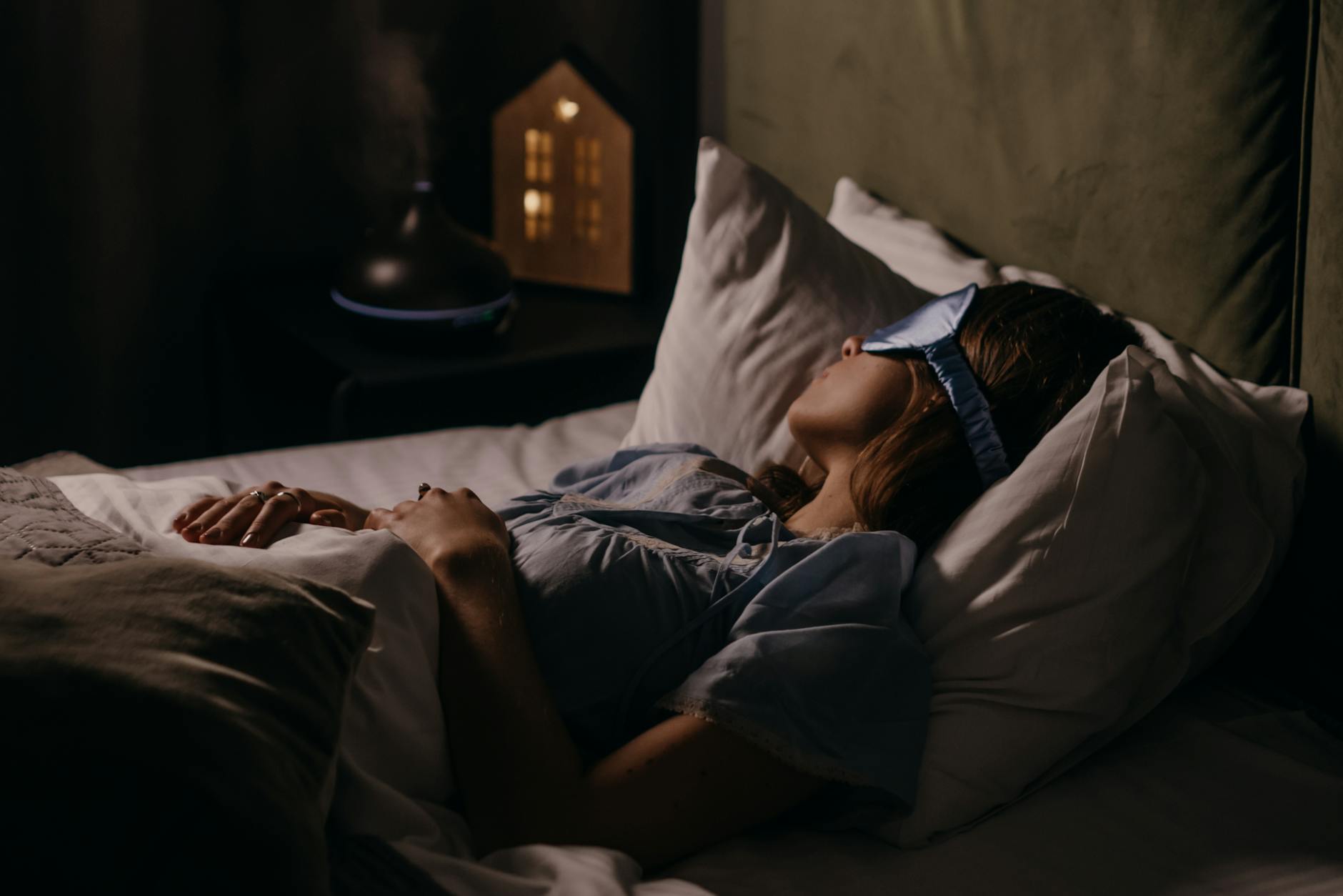 Nachts wach? 7 Abendrituale für besseren Schlaf